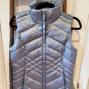 The North Face Women Grey Vest XS 550